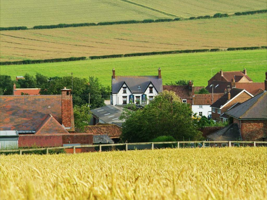 The Blue Bell Inn Weaverthorpe Luaran gambar